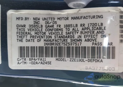 2005 Toyota Corolla Ce z USA, uszkodzony, nr VIN 1NXBR32E75Z537517